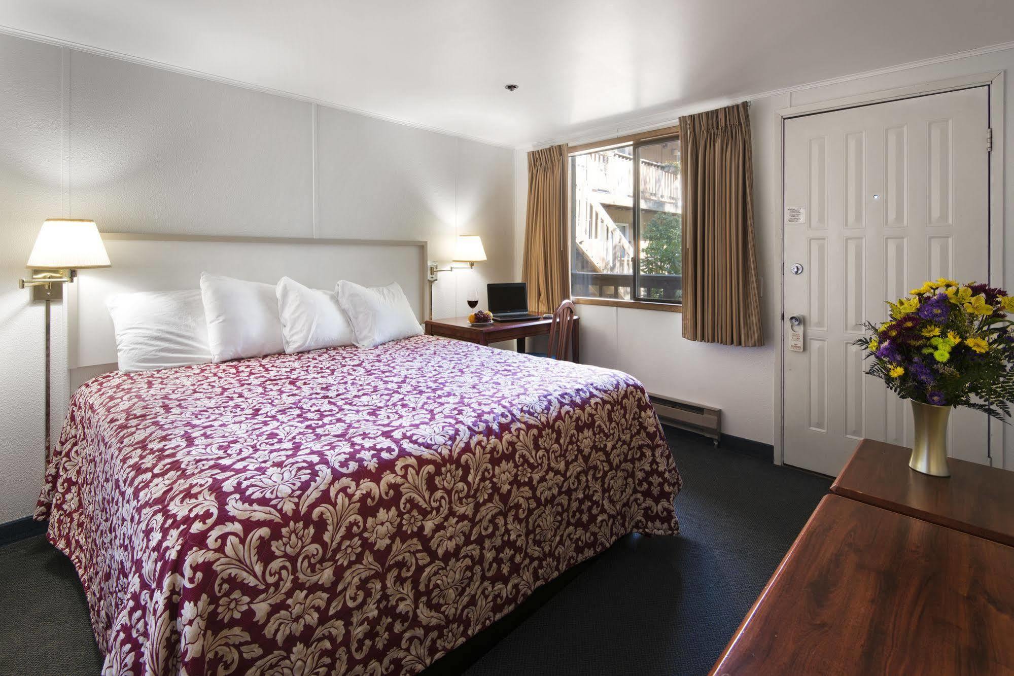 Holland America Skagway Inn מראה חיצוני תמונה